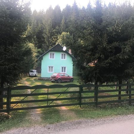 Pataki Kulcsosház Izvoare (Harghita) Exterior foto